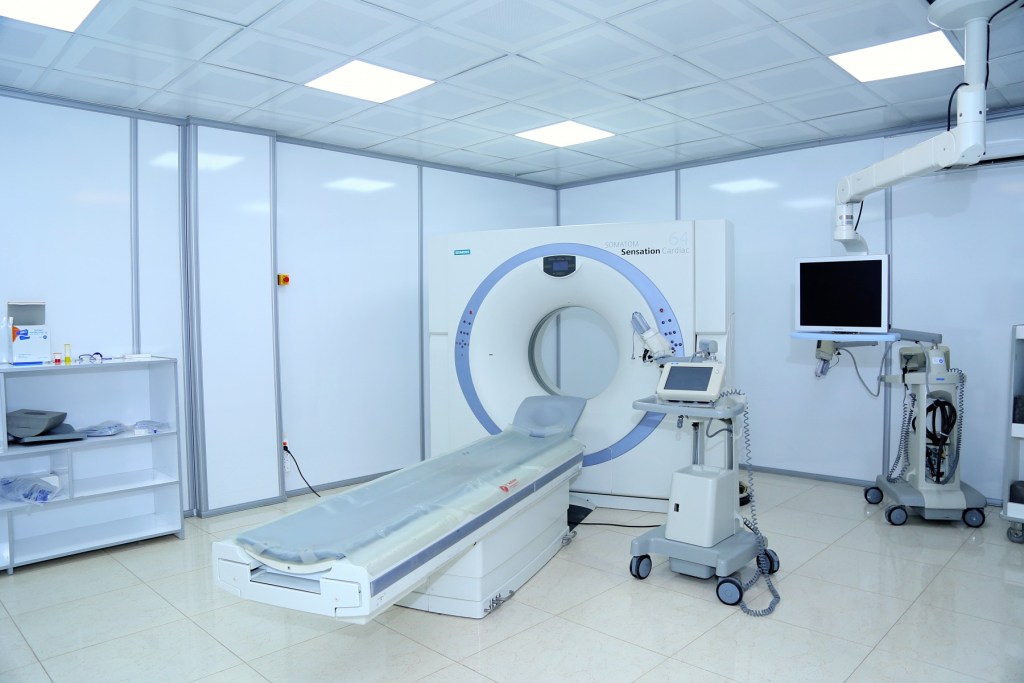 radiology-department-charak-diagnostics-centre